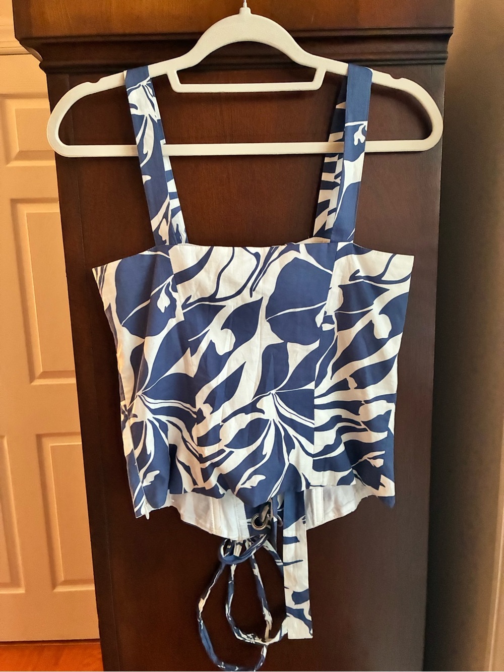 MILLY Blue & White Tropical Print Lace-Up Corset Crop Top - Picture 3 of 7